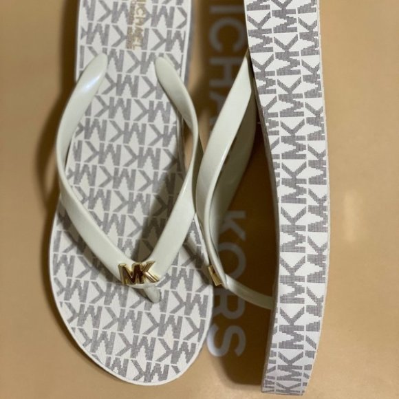 Michael Kors MK FlipFlop -Vanilla - Picture 1 of 13